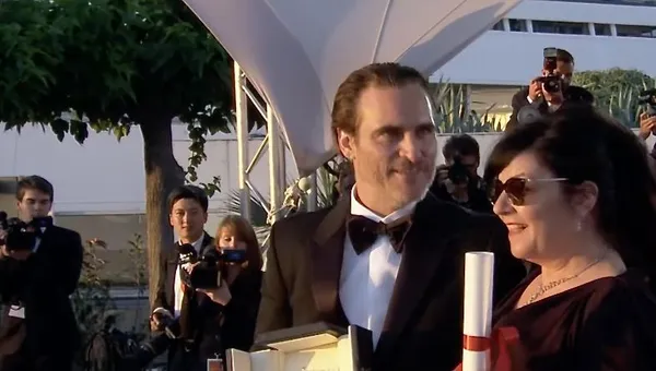 Flashback to Cannes 2017 when Joaquin Phoenix (best actor) and Lynne Ramsay (best screenplay) for the thriller You Were Never Really Here