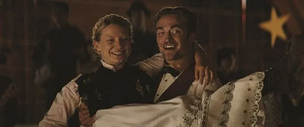 Mia Wasikowska and Robert Pattinson in Damsel