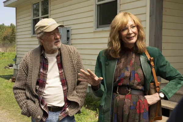 Allison Janney and Chris Cooper in Everything's Going To Be Great