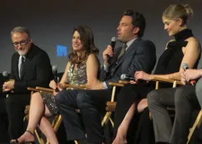 Ben Affleck raises smiles from David Fincher, Gillian Flynn, Rosamund Pike on the Gone Girl pet: "Best acting cat you'd ever have."