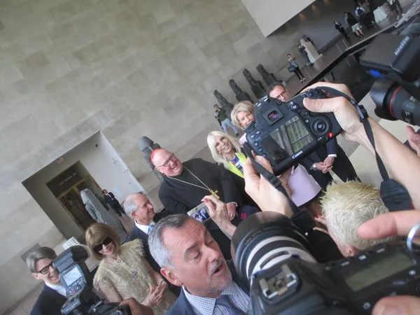 Andrew Bolton, Anna Wintour, Stephen A Schwarzman, Timothy Cardinal Dolan (Archbishop of New York), Donatella Versace, Christine Schwarzman, and Daniel H Weiss (The Metropolitan Museum of Art President and CEO)