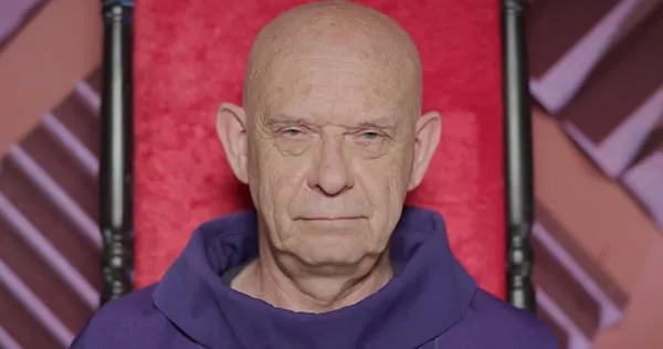 Doug Bradley in Thorns