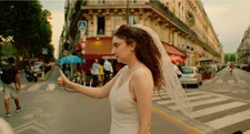 Elisabeth Vogler on Elsa Guedj, who plays the bride: “She is a stage actress, she took it as a stage.”