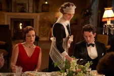 Emma Hobday (Emma D’Arcy), Jane Fairchild (Odessa Young), and Paul Sheringham (Josh O’Connor)