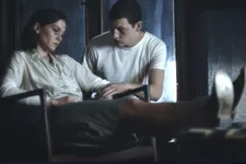 Susan (Hannah Gross) with Andy (Tye Sheridan)