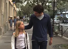 Amanda (Isaure Multrier) with her uncle David (Vincent Lacoste): "As the film advanced, the complicity built up."
