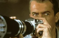 Wes Anderson notes that James Hamilton resembles LB Jeffries (James Stewart) in Rear Window