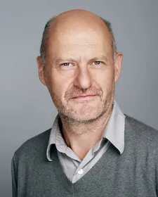 Director Jean-Paul Salomé on Isabelle Huppert: "You tell her what you want her to do and how you are going to film it, and she understands immediately and gives you exactly that.”