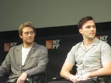 Joe Alwyn is Masham and Nicholas Hoult is Harley in The Favourite