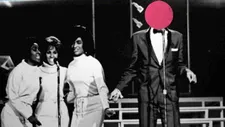 John Baldessari homage in the opening credits of 20 Feet From Stardom