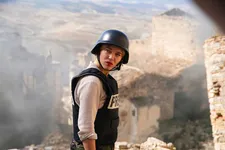 Bruno Dumont on France (Léa Seydoux) in the war zone: “We have the contradiction of what is intrinsically a noble profession, that of the journalist, and of an industrial profession that has to chase after an audience.”