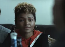 Tracy's (Lolo Spencer) family is chaotic in its own way, she tries to keep calm in the immense mayhem surrounding her - which isn't easy.
