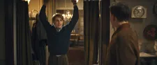 Cioma (Louis Hofmann) with Det (Jonathan Berlin)
