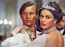 Michael York and Marthe Keller in Fedora