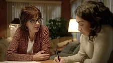 Ariane (Ariane Castellanos) with her mother Nicole (Micheline Bernard)