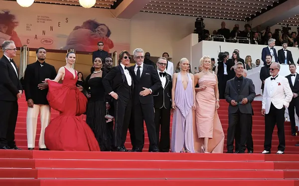The stars come out for Mission Impossible red carpet with Tom Cruise and director Christopher McQuarrie, centre, surrounded by cast members