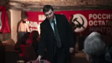 Paul Dano in The Wizard Of The Kremlin