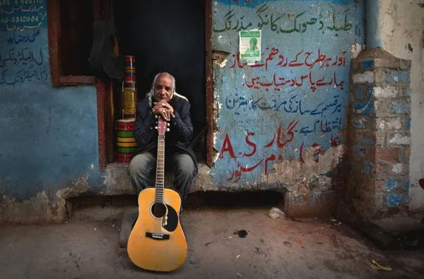 Asad Ali in Song Of Lahore