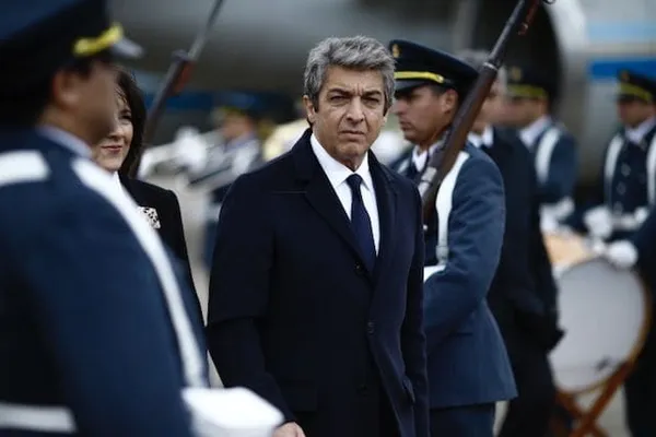 Ricardo Darín in The Summit