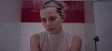 Grace Van Dien as Ella in The Fix