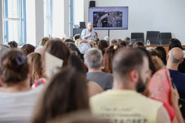 Symposium with Konstantinos Kartalis which raised interesting questions about climate change and filmmaking in the summer